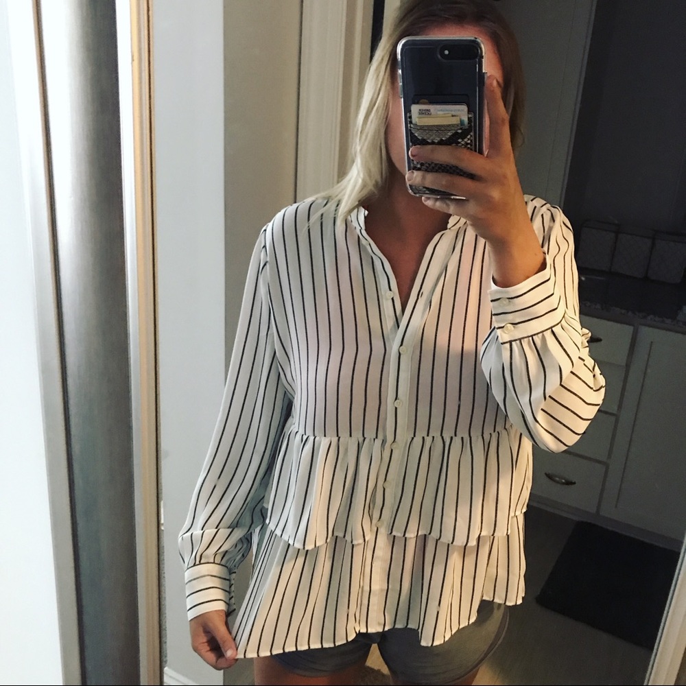 Lightweight stripe top